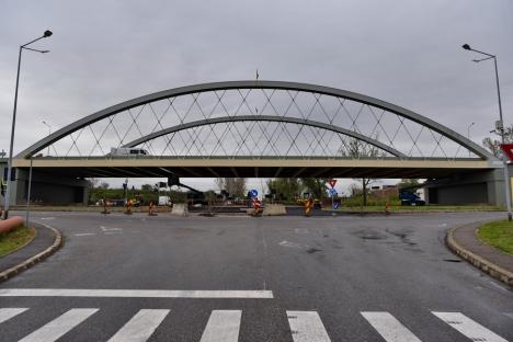 Urmează testele de siguranţă. Pasajul rutier din Calea Borşului ar urma să fie deschis în ultima săptămână din octombrie (FOTO)