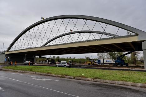 Urmează testele de siguranţă. Pasajul rutier din Calea Borşului ar urma să fie deschis în ultima săptămână din octombrie (FOTO)