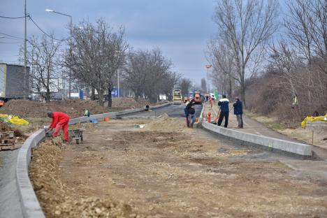 Constructorii ridică picioarele pasajului suprateran de pe Şoseaua Borşului (FOTO)