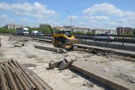 Prefectul Claudiu Pop: Au reînceput lucrările la Podul Densuşianu (FOTO)