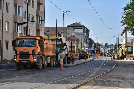 Treziți de clopoțel: Primăria Oradea își încalcă promisiunea de a redeschide bulevardul Decebal odată cu reînceperea școlii (FOTO)