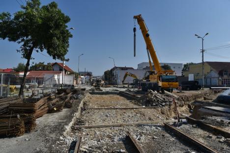 Treziți de clopoțel: Primăria Oradea își încalcă promisiunea de a redeschide bulevardul Decebal odată cu reînceperea școlii (FOTO)