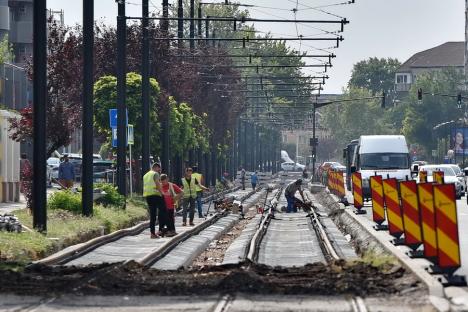 Treziți de clopoțel: Primăria Oradea își încalcă promisiunea de a redeschide bulevardul Decebal odată cu reînceperea școlii (FOTO)