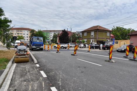 Lucrările de lărgire a străzii Meşteşugarilor din Oradea la două benzi pe sens sunt în curs de finalizare (FOTO)