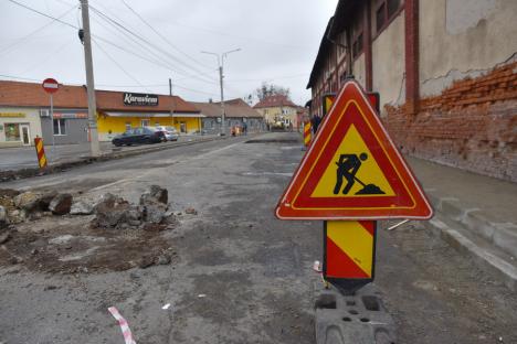 Strada Evreilor Deportaţi din Oradea va rămâne închisă pentru lucrări până în weekend (FOTO)