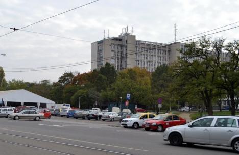 Primăria va construi la Spitalul Municipal o parcare subterană cu acces la Piaţa Rogerius pe sub liniile de tramvai