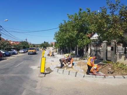Oradea blocată: Marile lucrări ale municipalităţii paralizează traficul rutier şi îi aruncă pe orădeni în pragul disperării (FOTO/VIDEO)