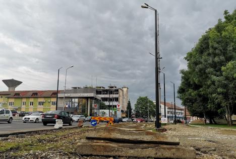 Se lucrează pe tronsoane. Constructorii au demontat linia de tramvai din Bulevardul Cantemir (FOTO)