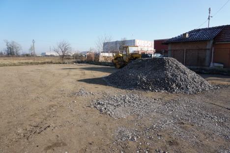 Lucrările de amenajare a parcului din zona străzii Morii au început cu excavarea terenului (FOTO)