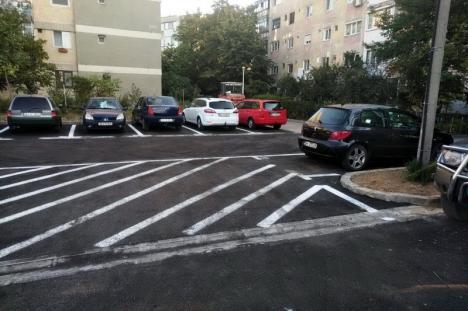 Locuri de parcare şi parc pentru locuitorii din strada Morii din Oradea (FOTO)
