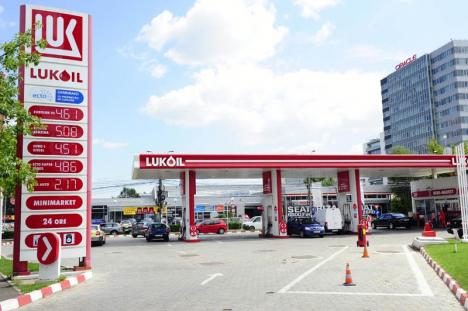 Lukoil ar putea închide definitiv rafinăria din România