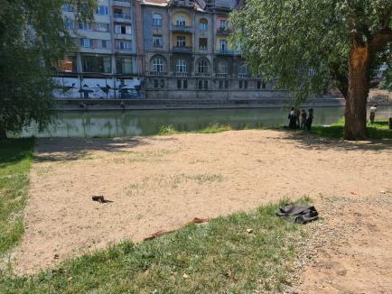 Ne enervează: Clujenii care au vrut să facă Plaja Urbană au lăsat în urma lor nisipul și pietrișul (FOTO)