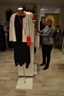 Buy and Sell: Într-un magazin din Oradea, clienţii pot să cumpere, dar să şi vândă haine (FOTO)