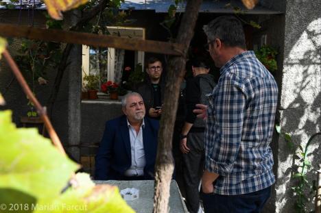 Hollywood e lângă noi: Regizorul Marian Crişan realizează un nou film, satiră politică, la Salonta (FOTO)