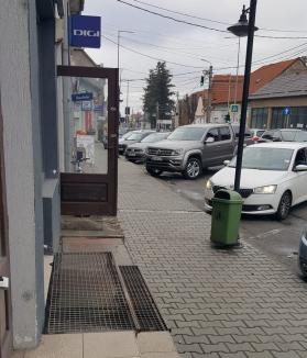Nenoroc cu Amarok: Vicepreşedintele CJ Bihor, Mircea Mălan, prins cu maşina de serviciu în timpul liber (FOTO)