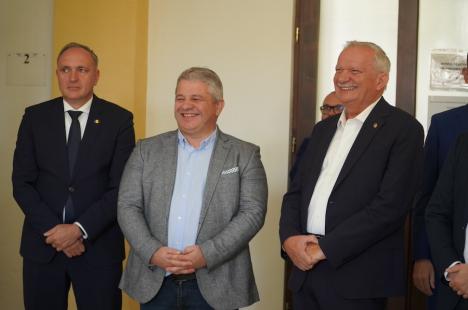 Premierul Marcel Ciolacu la Oradea: 'Proiectul fabricii Nokian ne-a inspirat' (FOTO)