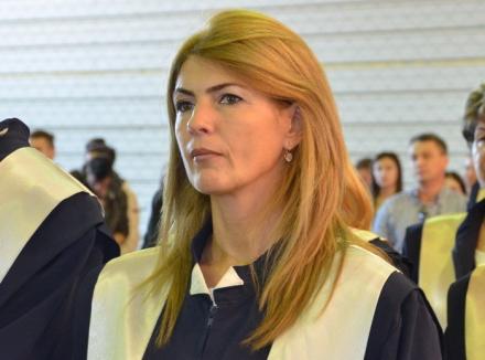 Prorectorul Marcela Prada a demisionat din Senatul Universităţii