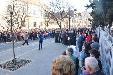 Marşul pentru viaţă, în Oradea: O mie de oameni au protestat paşnic împotriva avortului (FOTO / VIDEO)