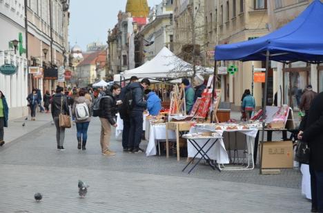 Vestitorii primăverii: Oradea s-a umplut de mărţişoare (FOTO)