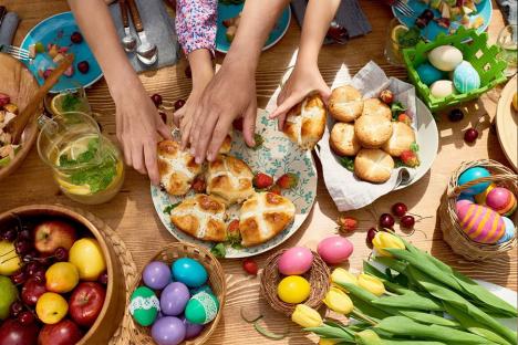 Fiți atenți ce cumpăraţi pentru masa de Paște! Ce recomandări fac comisarii de la Protecția Consumatorilor Bihor