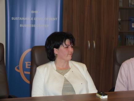 Patronii bihoreni s-au plâns europarlamentarului Maria Grapini de Codul Muncii şi lipsa muncitorilor calificaţi (FOTO)