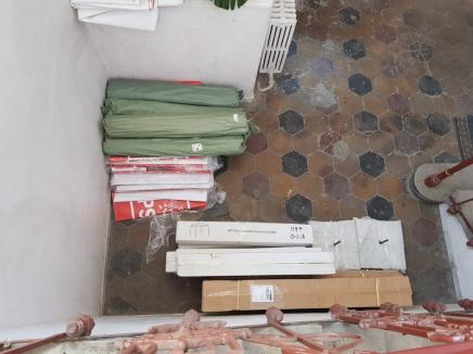 Partidul e-n toate: Materiale electorale pentru PSD Bihor, livrate cu maşina ABA Crişuri (FOTO)