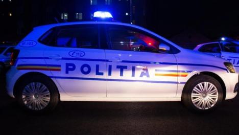 Agresiune sexuală, în maşina de Poliţie! Un poliţist reclamat pentru că ar fi încercat să profite de o studentă