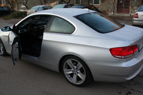 Un BMW furat din Italia, găsit la un orădean oprit în trafic
