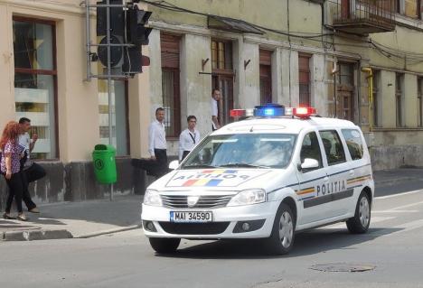 Parteneriat: Primăria Oradea va plăti 150.000 lei pentru întreţinerea maşinilor Poliţiei Municipiului