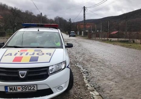 O femeie a fost găsită moartă în barajul din Aştileu. Dispăruse din Vadu Crişului şi a fost căutată inclusiv cu câine de urmă