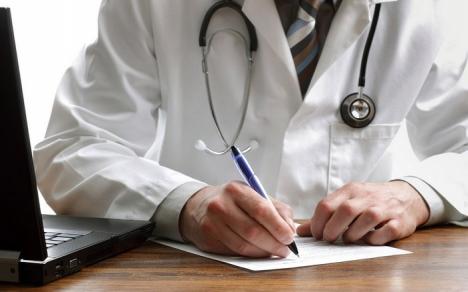 Fără consultaţii gratuite din ianuarie: Colegiul Medicilor Bihor susţine decizia medicilor de familie de a nu prelungi contractul cu CAS