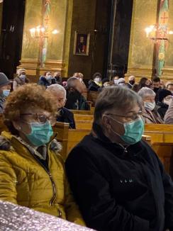 Medici în biserici: doctori implicați în tratarea bolnavilor Covid au vorbit în trei biserici din Oradea despre suferințe și evitarea lor prin vaccinare (FOTO)