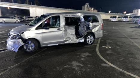 Răzbunare la Mercedes: Un fost angajat a distrus maşini în valoare de 5 milioane de euro (FOTO)