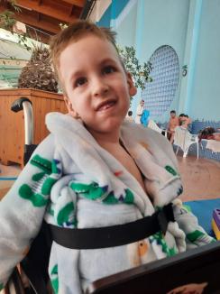Micul luptător: Cum se simte micuțul Noel, băiatul din Bihor care în 2020 a primit un tratament de 2,1 milioane dolari (FOTO/VIDEO)