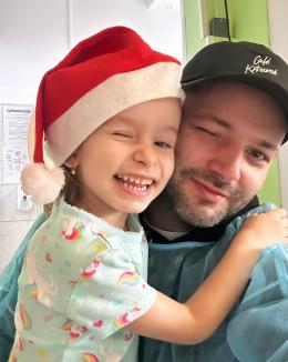Mihai Morar, sărbători la spital cu familia: „Să credeți asta. Crăciunul face minuni” (FOTO)
