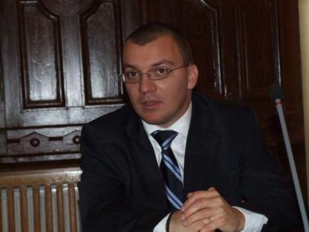 Deputatul PDL Mihail Boldea, căutat de procurorii DIICOT, a fugit din ţară