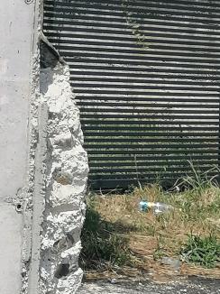 Milionari în penalități: Constructorul Asfamixt mai mult păgubește fiindcă a reabilitat prost strada Piersicilor (FOTO)