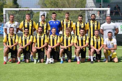 AEK Oradea luptă la Râmnicu Vâlcea pentru păstrarea titlului național la minifotbal