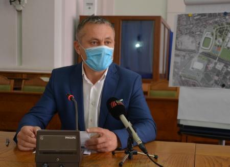 Upgrade de nevoie: Viceprimarul Mircea Mălan a trecut pe laptop, din cauză de... trăsnet