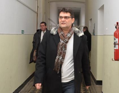 Închis pentru 4 ani, ex-judecătorul Mircea Puşcaş a fost condamnat din nou la 5 ani pentru luare de mită
