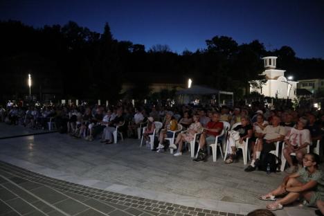 Mircea Vintilă şi-a încântat fanii la Festivalul de Folk din Băile Felix (FOTO/VIDEO)
