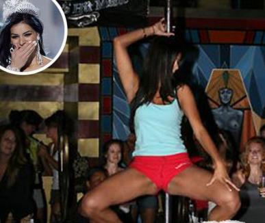 Noua Miss SUA, prinsă la bara de striptease