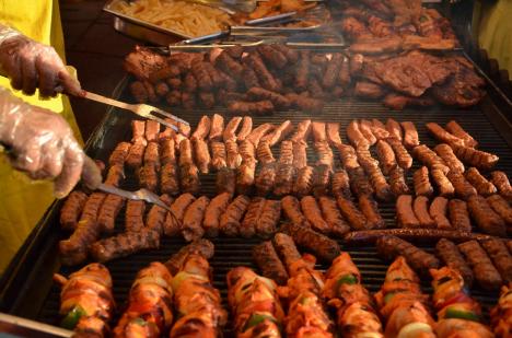 Mititei, cozonaci, borș. România, pe locul 22 în topul mondial al mâncărurilor tradiționale