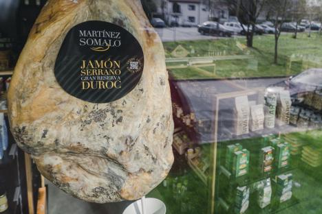 S-a deschis MM Gourmet în Oradea: Descoperă alimente premium din Italia, Spania sau Austria, pe care nu le găseşti în altă parte! (FOTO)