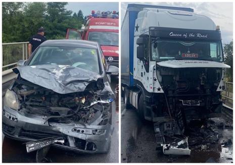 Accident pe DN1 în Bihor între un TIR și un autoturism. O femeie a fost dusă la spital 