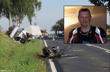 Tragedie în Ungaria: Un bihorean a murit  după ce s-a izbit cu motocicleta de un microbuz (FOTO)