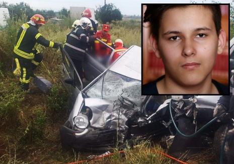 Adolescentul care a căzut victimă în accidentul de la Tileagd alături de bunici a murit. Inima lui bate în pieptul unui alt băiat, din Germania (FOTO / VIDEO)