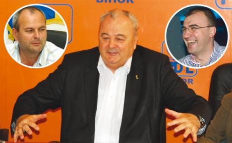 Trio la DNA: Şpăgi de sute de mii de euro pentru deputatul Seremi, primarul Popuş şi notarul Dimitriu
