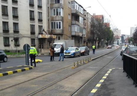 O nouă tragedie în Oradea: I s-a făcut rău în stația de tramvai și a murit!
