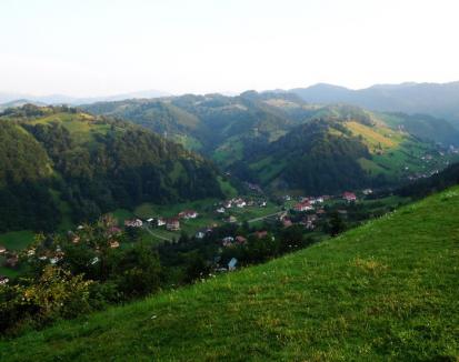 Ministerul Turismului va promova România ca pe o oază de linişte lângă o zonă cu tensiuni